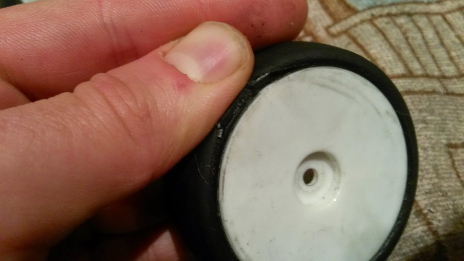 1/10 Onroad Tyre Preparation for that winning edge! The RC Racer